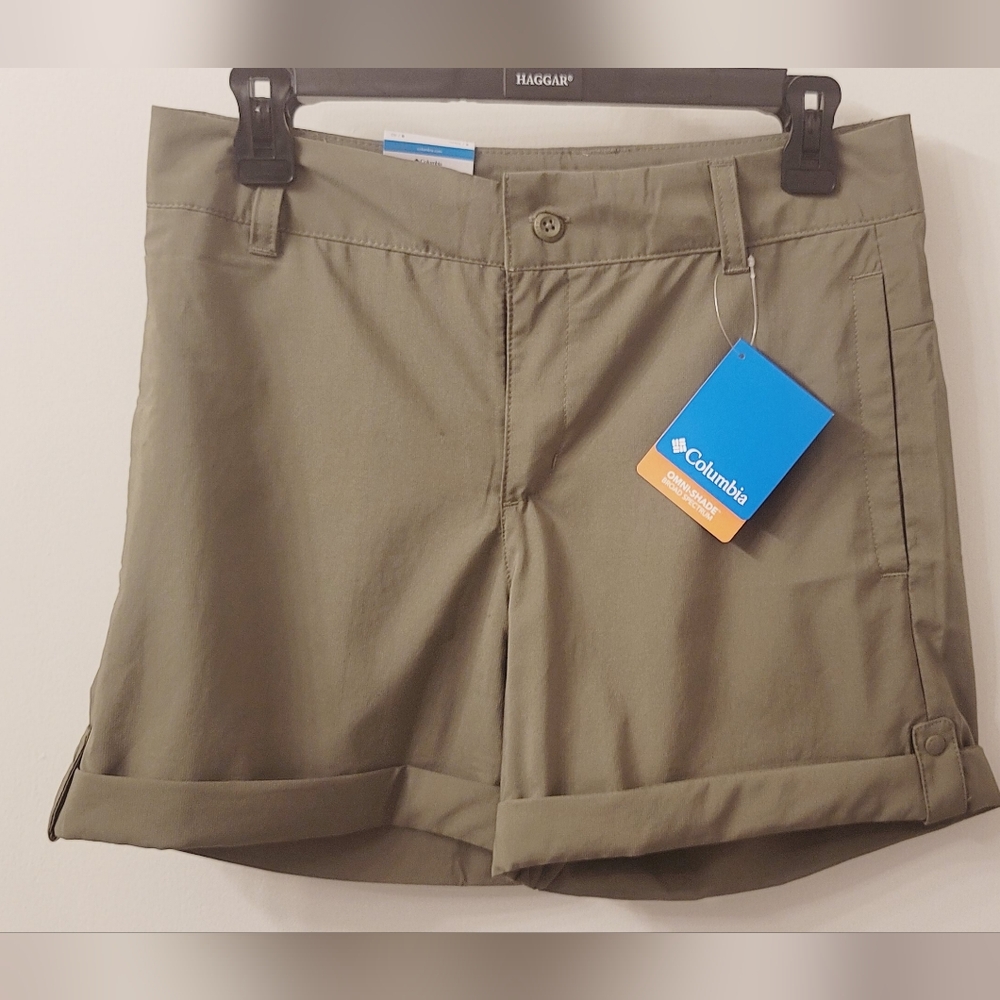 Columbia Women's Olive Shorts